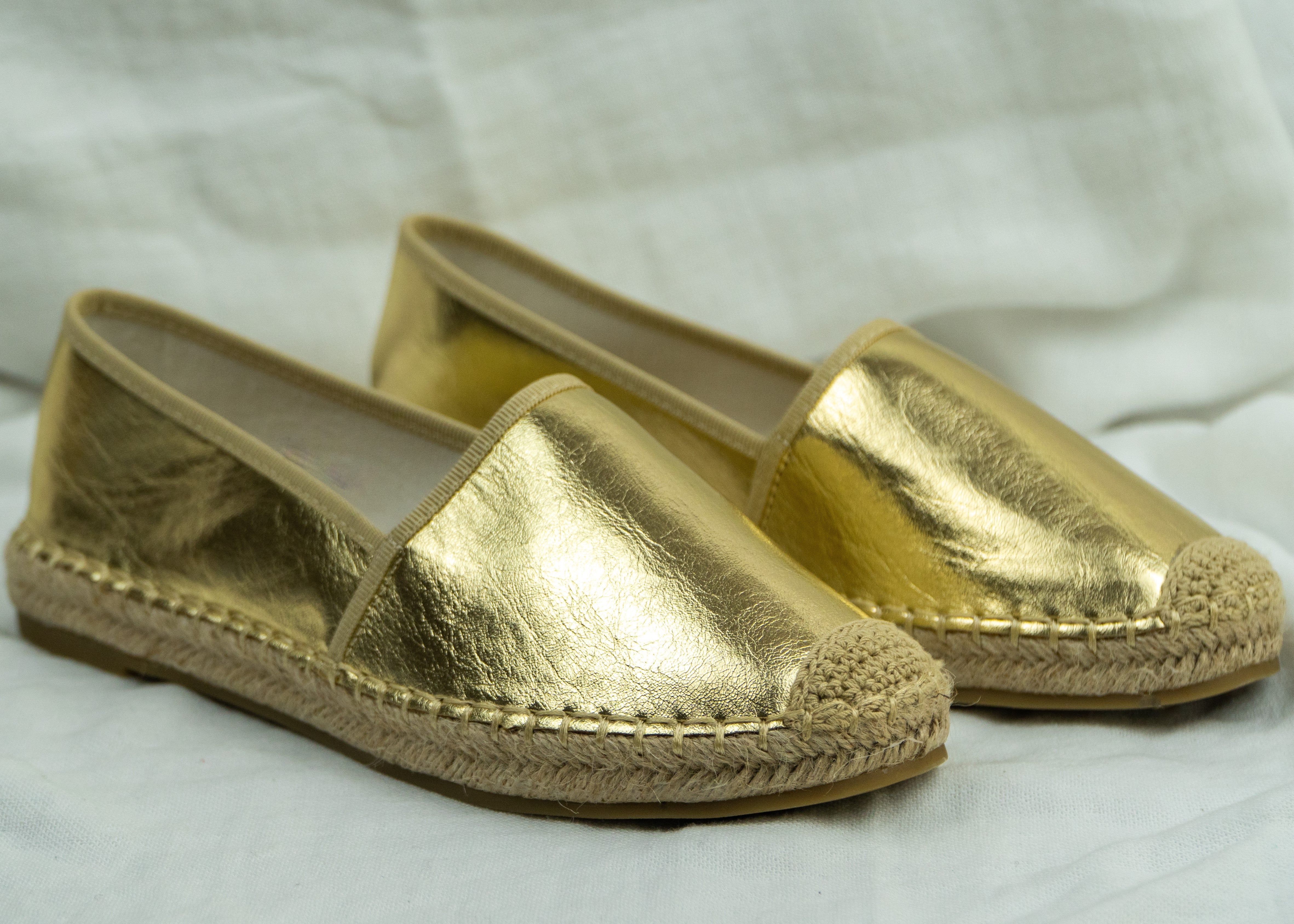 ALPARGATA DORADA