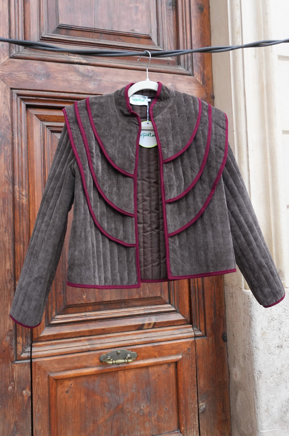 CHAQUETA TOPO